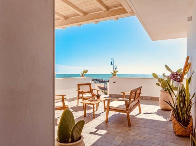 Casa Mira Luxury Sea House Fco Airport *